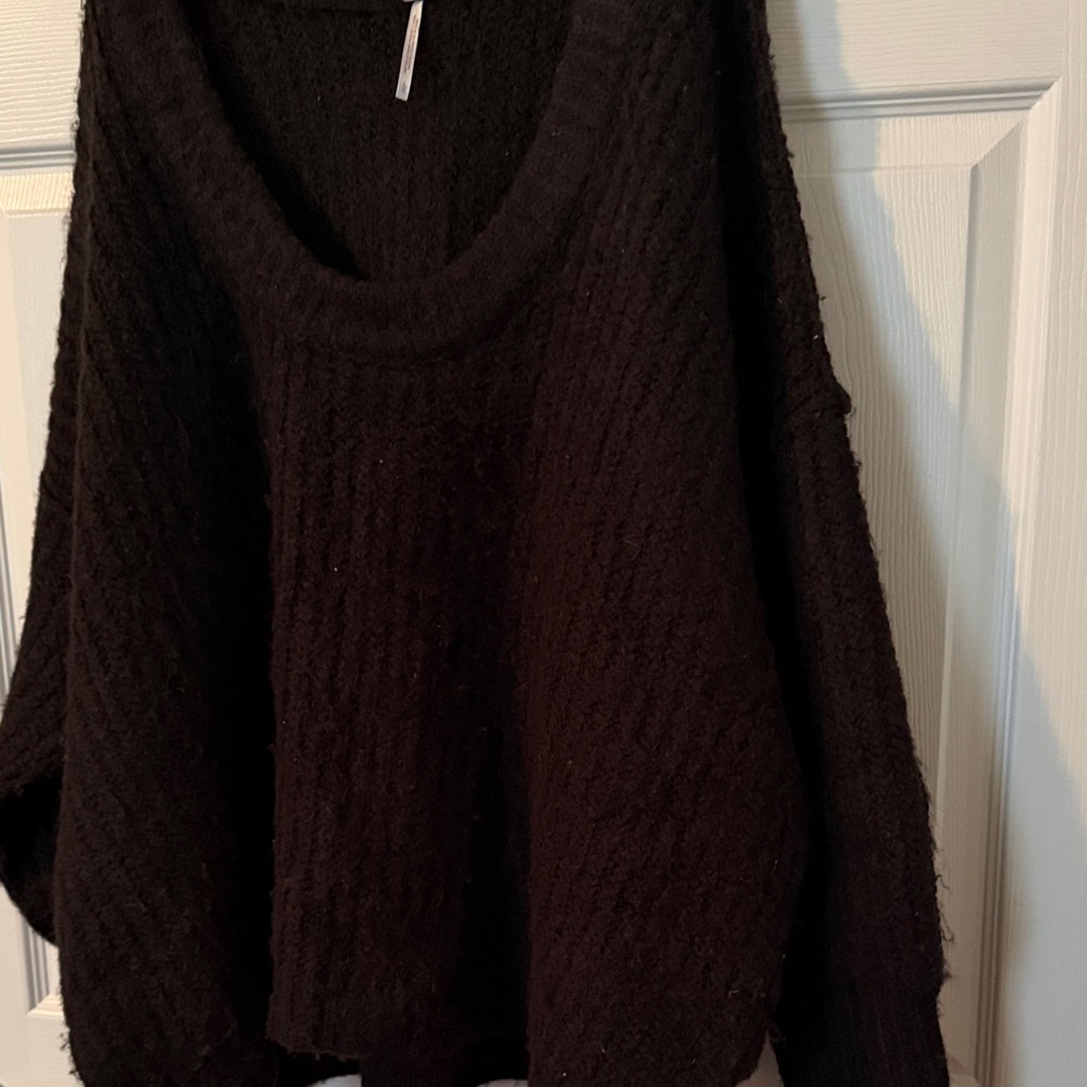 Free People black chunky knit pullover